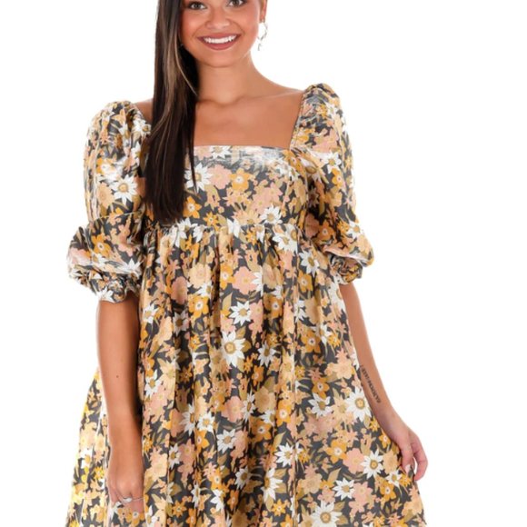 Storia Dresses Storia Deep In The Daisies Floral Boho Puff Sleeve